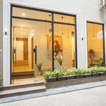 Sumitomo 17 Apartment -Lane 535 Kim Ma Street ハノイ市 エクステリア 写真
