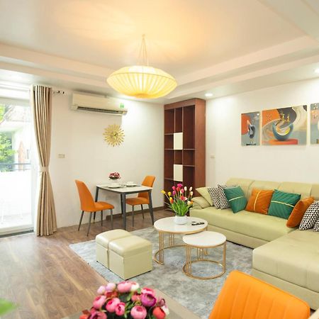 Sumitomo 17 Apartment -Lane 535 Kim Ma Street ハノイ市 エクステリア 写真